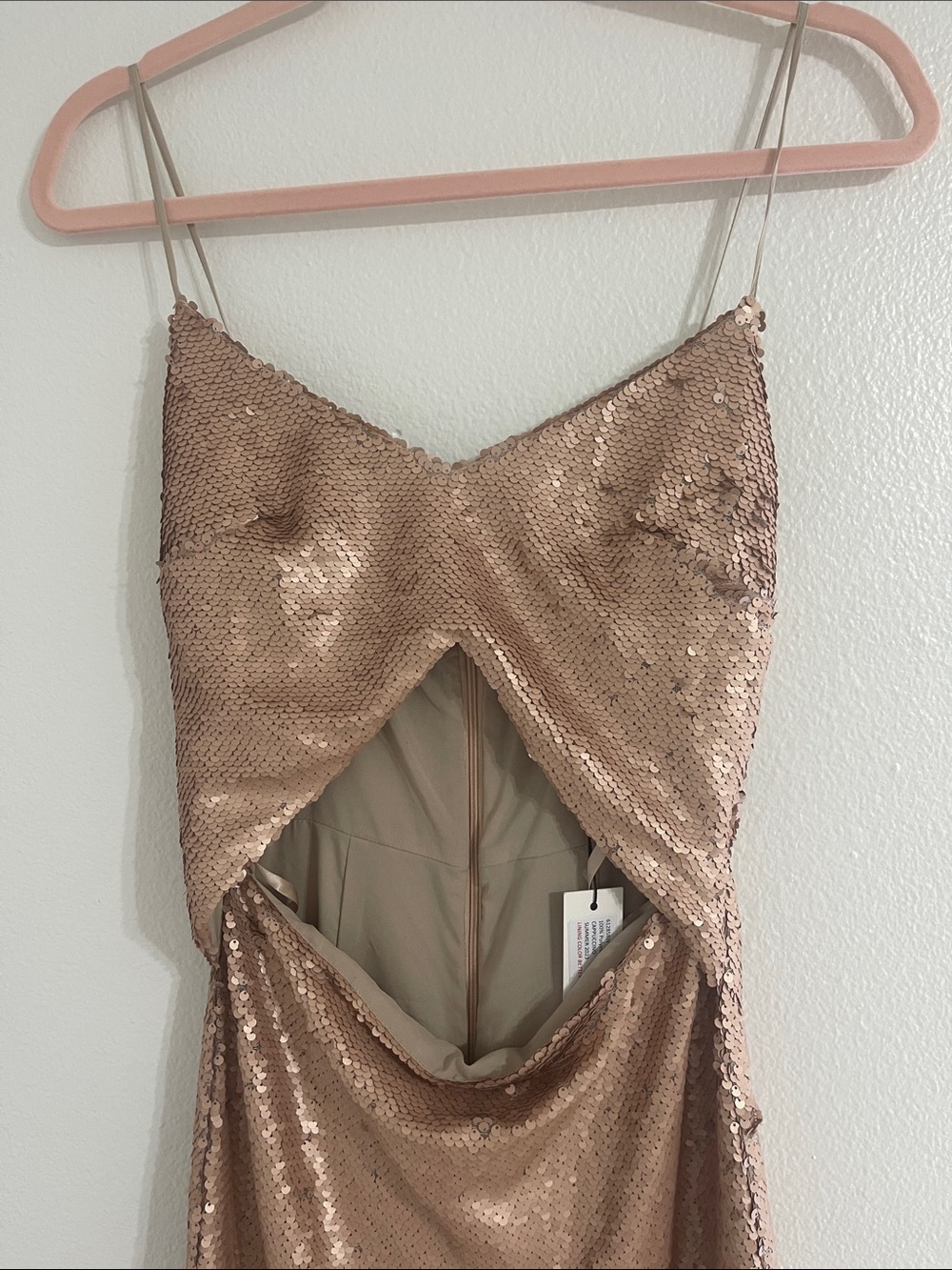 L'AGENCE FEMME SEQUIN CUTOUT MIDI ROSE GOLD DRESS sz 2 - Picture 7 of 12